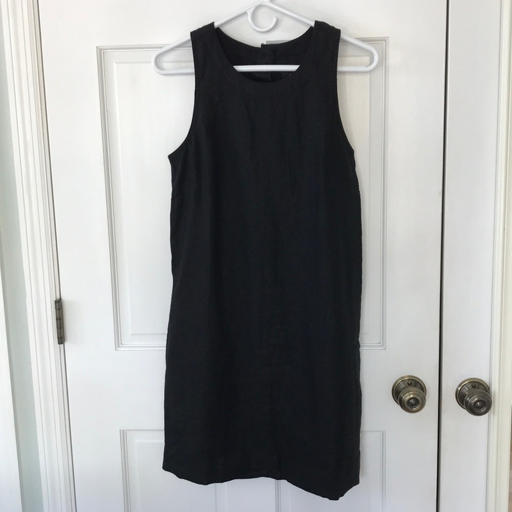 J. Crew button back shift dress XS NWT